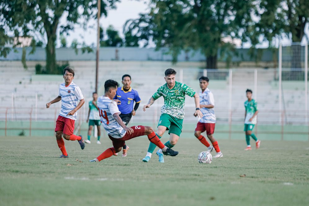 Persebaya vs Putra Delta Sidoarjo 3-0, Higor Vidal Cetak Gol, Aji Santoso Tunggu Striker Asing Persebaya vs Putra Delta Sidoarjo 3-0, Higor Vidal Cetak Gol, Aji Santoso Tunggu Striker Asing