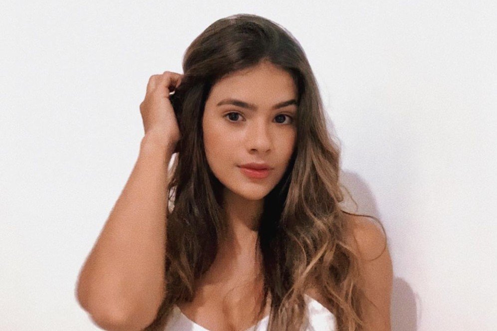 Raiane Lima, Selebgram Brasil yang Baru Lahirkan Putri Gabriel Jesus, Segera Jadi WAGs Arsenal! Raiane Lima, Selebgram Brasil yang Baru Lahirkan Putri Gabriel Jesus, Segera Jadi WAGs Arsenal!