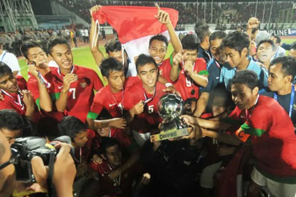 Banyak yang 'Hilang', Begini Nasib Starting XI Timnas Indonesia U-19 Generasi Evan Dimas Saat Juara Piala AFF U-19 2013 Banyak yang 'Hilang', Begini Nasib Starting XI Timnas Indonesia U-19 Generasi Evan Dimas Saat Juara Piala AFF U-19 2013