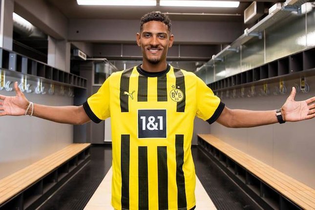 Borussia Dortmund - 86 Juta Borussia Dortmund - 86 Juta