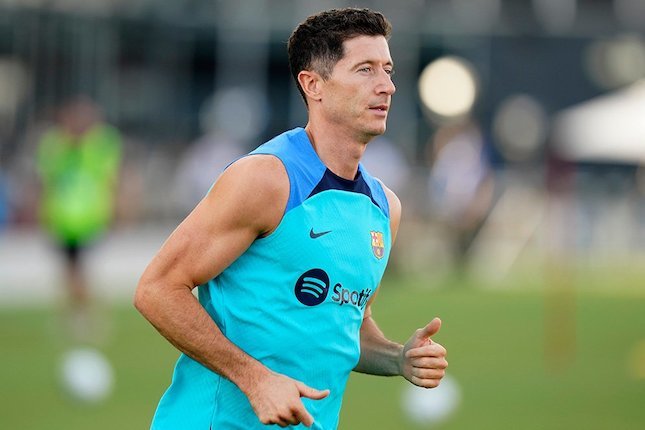 Barcelona - 103,3 Juta Barcelona - 103,3 Juta