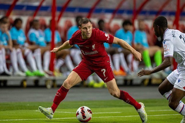 Gelandang: James Milner Gelandang: James Milner