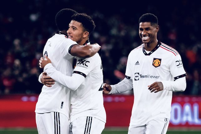 Rashford atau Elangga? Rashford atau Elangga?