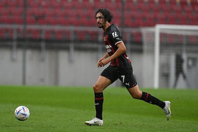 Yacine Adli Yacine Adli