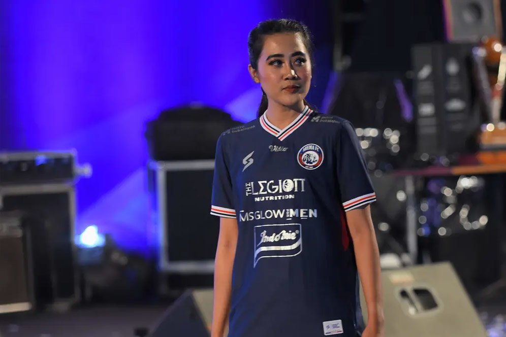 Jersey Baru Arema FC Mirip Jersey PSG, Hasyim Kipuw: Berkelas Jersey Baru Arema FC Mirip Jersey PSG, Hasyim Kipuw: Berkelas