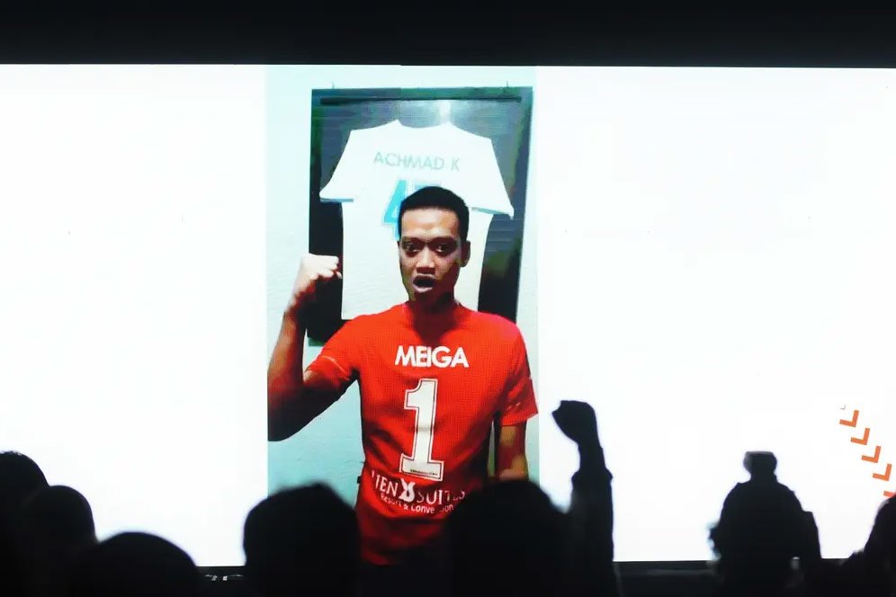 Kurnia Meiga Jual 10 Medali, Termasuk Runner-up Piala AFF 2016, Erick Thohir: Sampaikan Apa Saja yang Bisa Saya Bantu Kurnia Meiga Jual 10 Medali, Termasuk Runner-up Piala AFF 2016, Erick Thohir: Sampaikan Apa Saja yang Bisa Saya Bantu