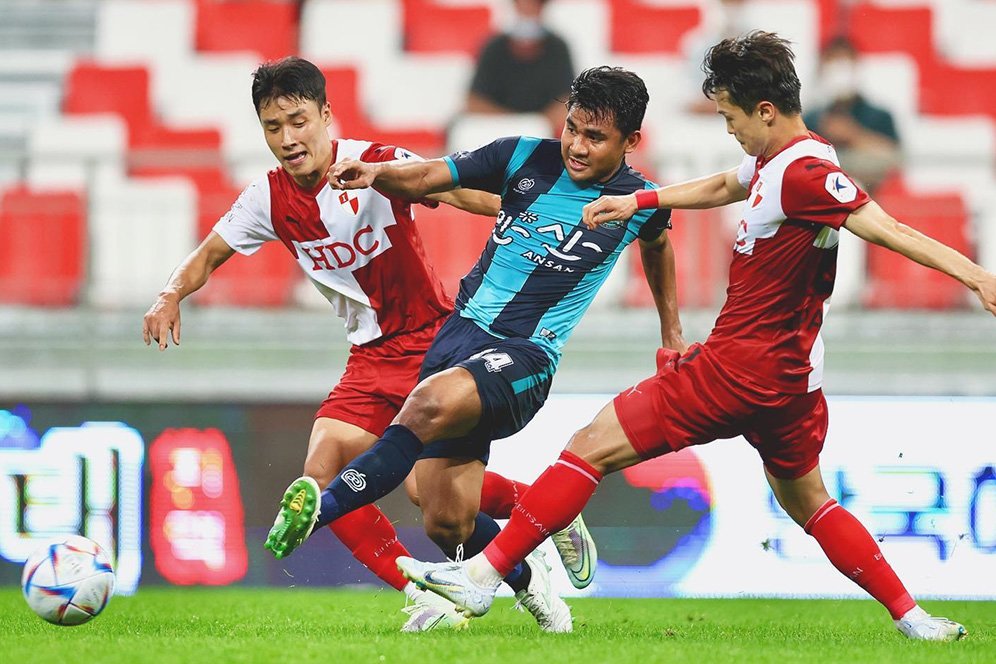 Asnawi Cetak Gol Lagi di Ansan Greeners, Netizen: Trent Asnawi, Aoi Ashito, Gacor Pas Hujan, Terbaik ASEAN! Asnawi Cetak Gol Lagi di Ansan Greeners, Netizen: Trent Asnawi, Aoi Ashito, Gacor Pas Hujan, Terbaik ASEAN!