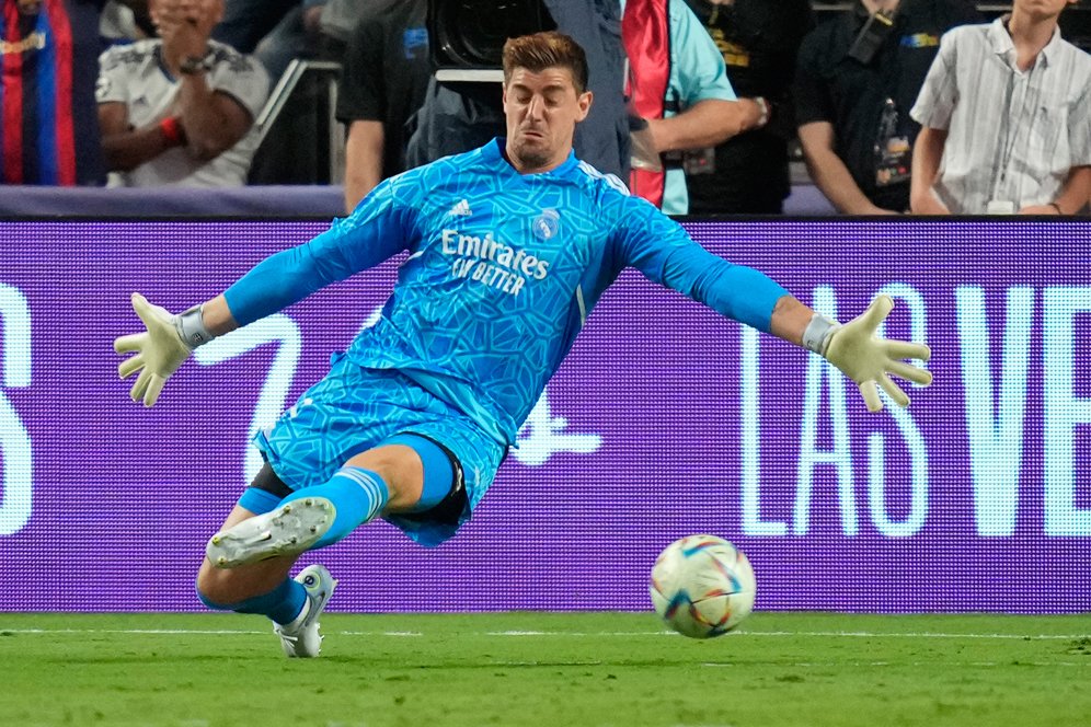 5 Kiper yang Saat Ini Tengah Mengalami Cedera, Dari Mendy Hingga Courtois