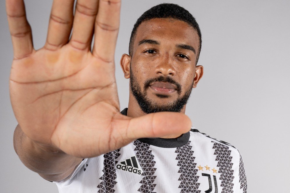 5 Pemilik Nomor Punggung 3 di Juventus Sebelum Gleison Bremer 5 Pemilik Nomor Punggung 3 di Juventus Sebelum Gleison Bremer