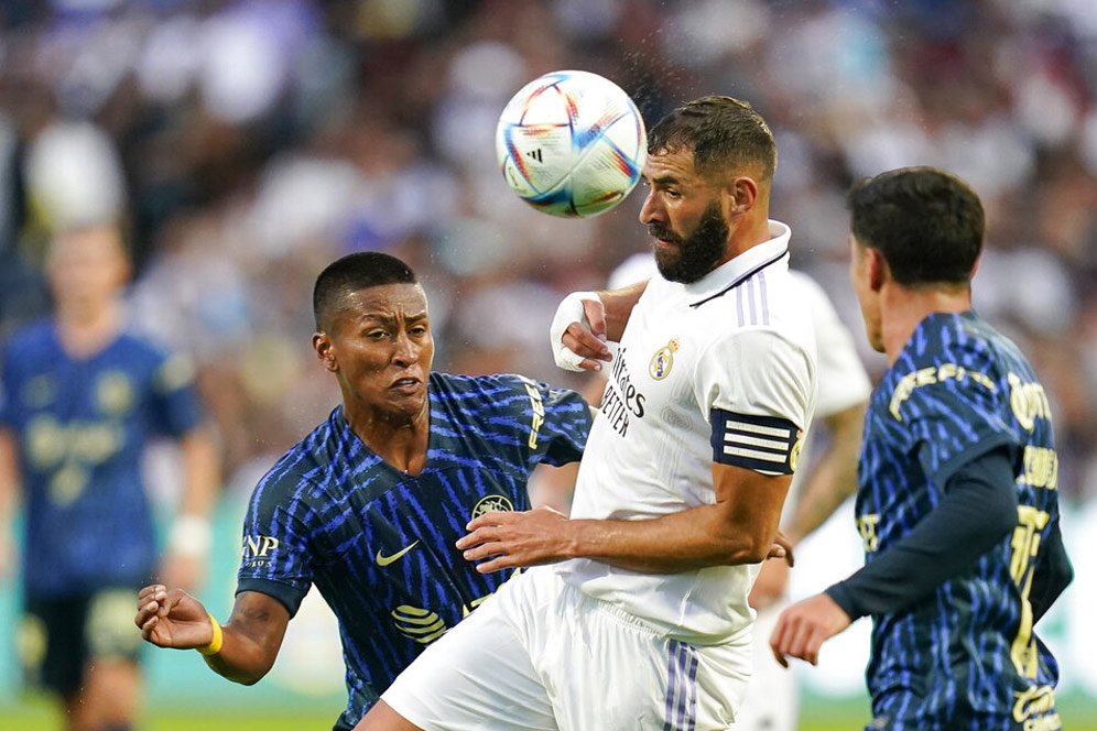 Karim Benzema: Real Madrid Tidak Perlu Striker Lagi Karim Benzema: Real Madrid Tidak Perlu Striker Lagi