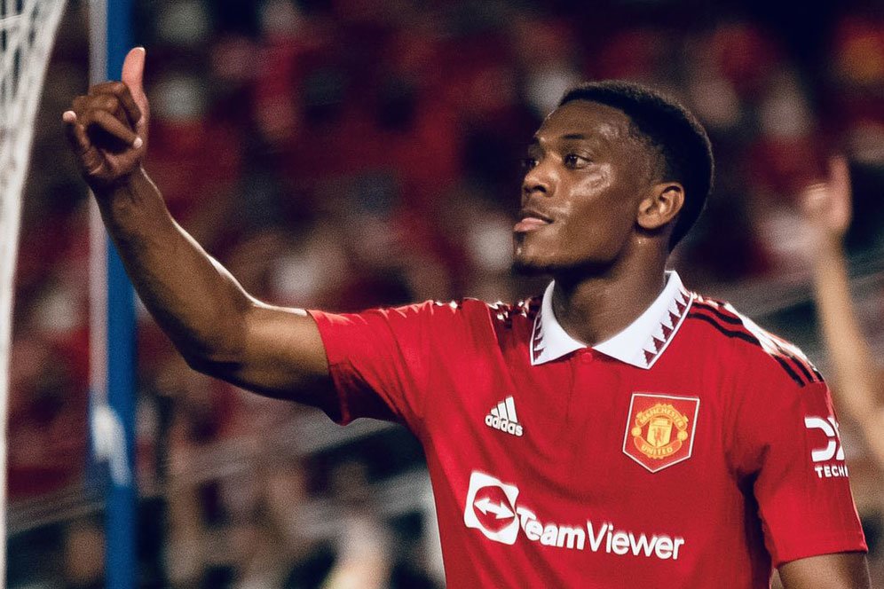 Anthony Martial Ungkap Rasa Cinta Kepada Cristiano Ronaldo: Terpesona Saat Lihat CR7 Berlatih Anthony Martial Ungkap Rasa Cinta Kepada Cristiano Ronaldo: Terpesona Saat Lihat CR7 Berlatih