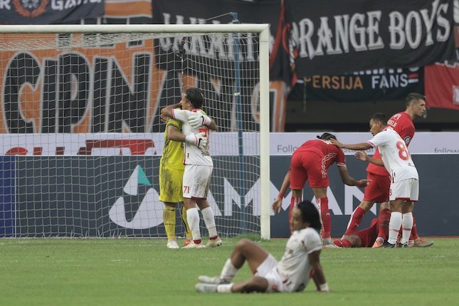 Namun, Jangan Lupakan Persaingannya Namun, Jangan Lupakan Persaingannya