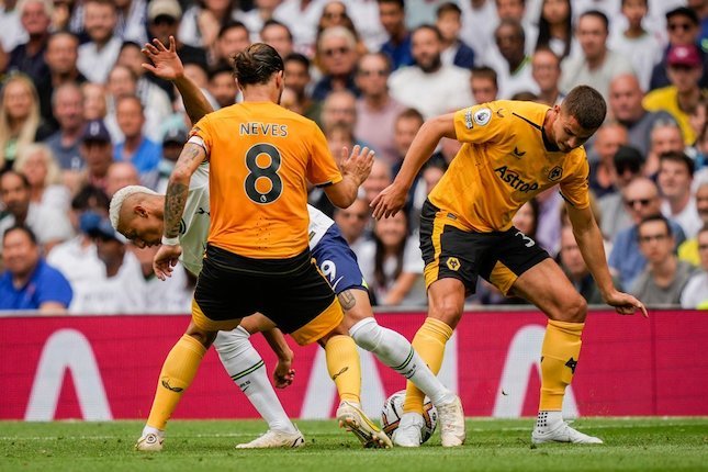 Buruknya Lini Depan Wolves Buruknya Lini Depan Wolves