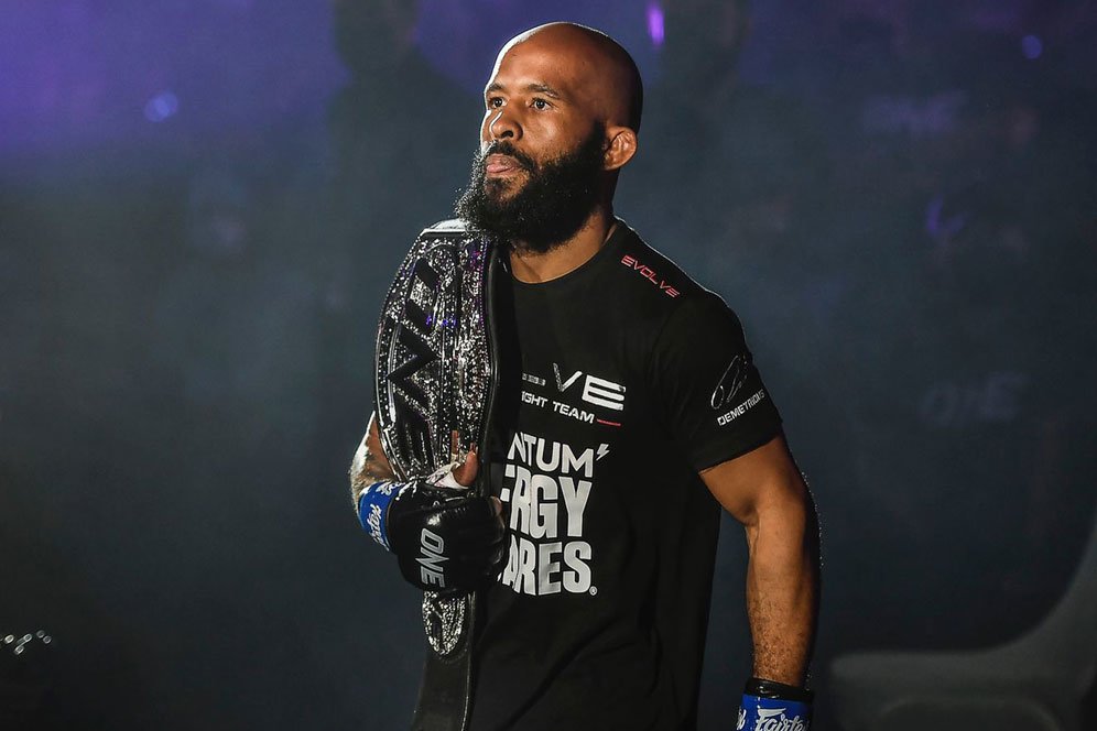 Cerita Demetrious Johnson, Dibesarkan Ibu Tuna Rungu sampai Kerja Serabutan Cerita Demetrious Johnson, Dibesarkan Ibu Tuna Rungu sampai Kerja Serabutan