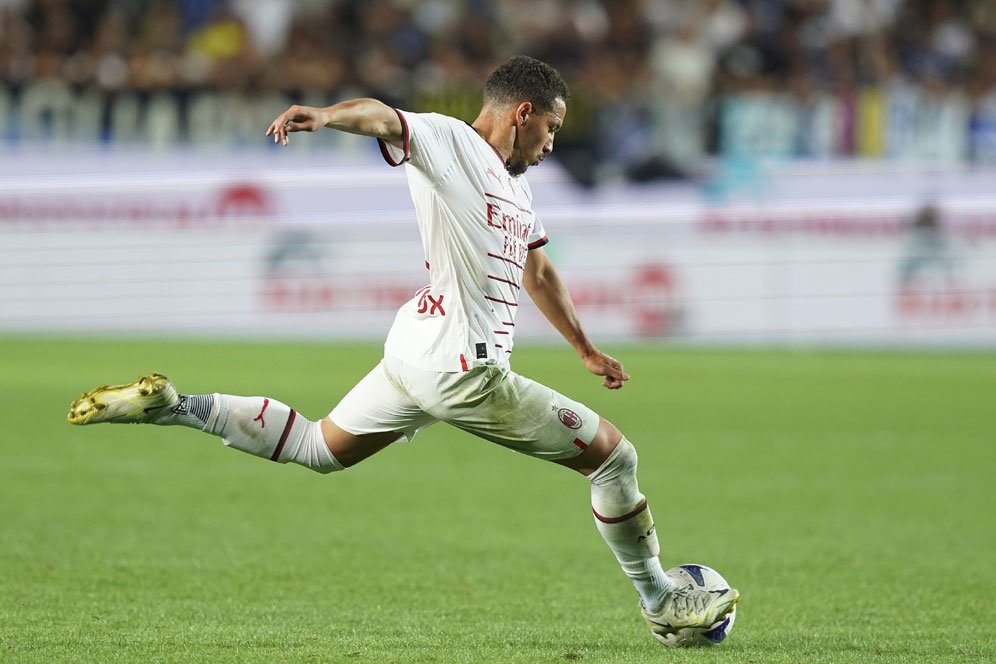 3 Alasan Mengapa Chelsea Harus Datangkan Ismael Bennacer dari AC Milan 3 Alasan Mengapa Chelsea Harus Datangkan Ismael Bennacer dari AC Milan