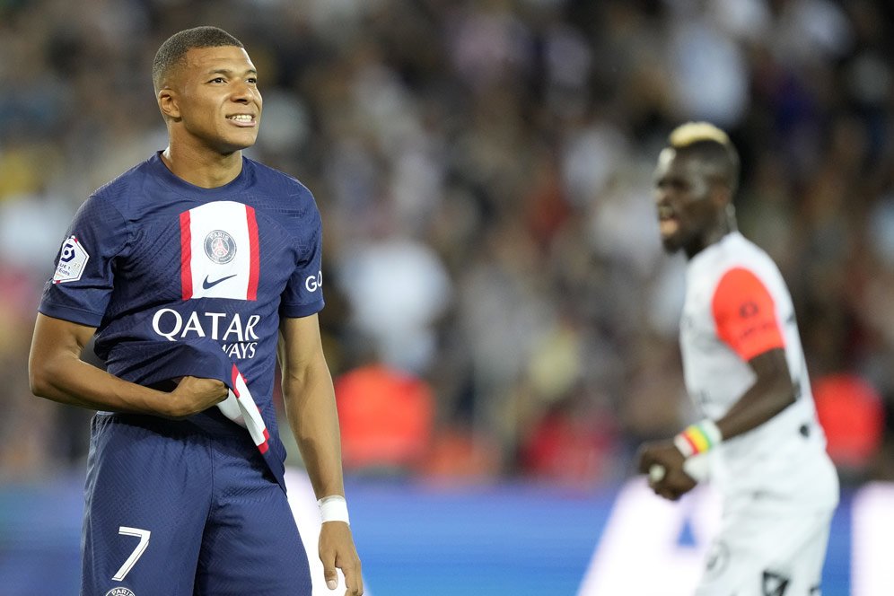 Rekap Transfer Resmi PSG: 7 Pemain Datang untuk Jadi 'Pelayan' Kylian Mbappe Rekap Transfer Resmi PSG: 7 Pemain Datang untuk Jadi 'Pelayan' Kylian Mbappe