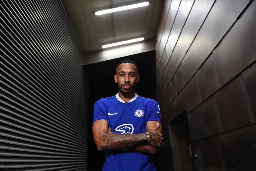 RESMI! Chelsea Datangkan Eks Penyerang Arsenal Pierre-Emerick Aubameyang RESMI! Chelsea Datangkan Eks Penyerang Arsenal Pierre-Emerick Aubameyang