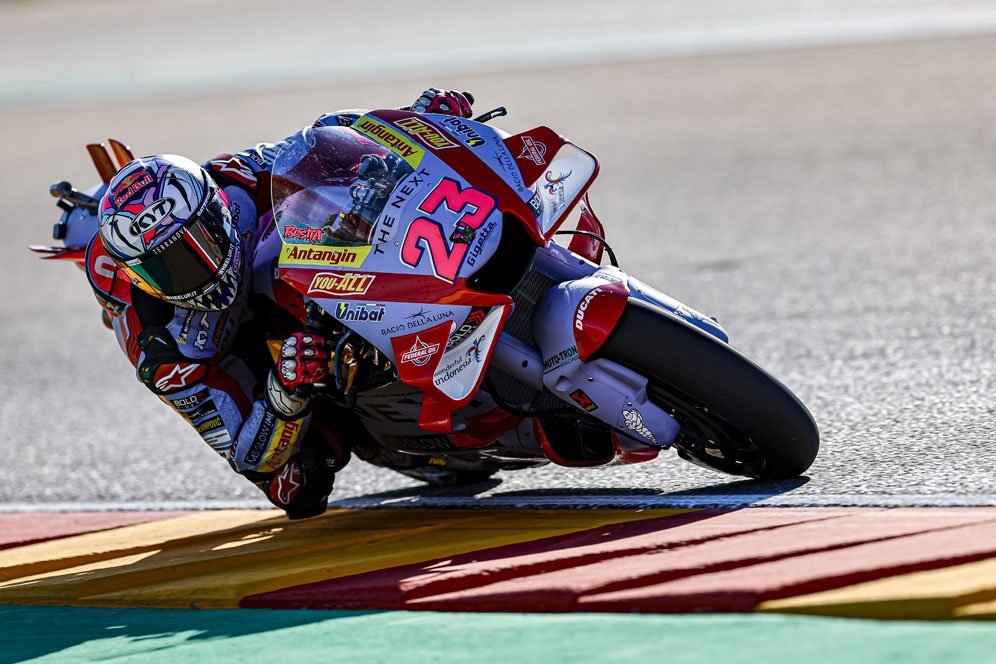'Ducati Harus Sediakan Bonus Kalau Ingin Enea Bastianini Bantu Pecco Bagnaia' 'Ducati Harus Sediakan Bonus Kalau Ingin Enea Bastianini Bantu Pecco Bagnaia'