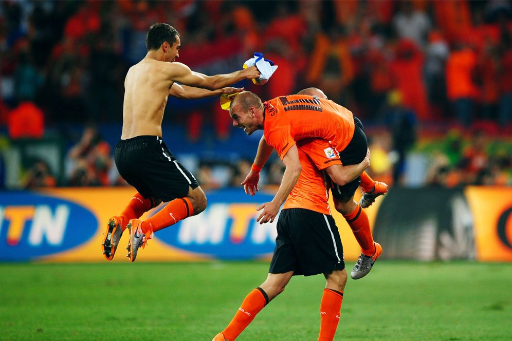 Semifinal Piala Dunia 2010: Belanda Akhiri Mimpi Indah Uruguay dan Diego Forlan Semifinal Piala Dunia 2010: Belanda Akhiri Mimpi Indah Uruguay dan Diego Forlan