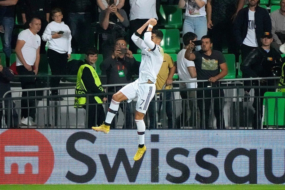 Erik ten Hag Girang Banget Cristiano Ronaldo Akhirnya Cetak Gol Pertama Musim Ini Erik ten Hag Girang Banget Cristiano Ronaldo Akhirnya Cetak Gol Pertama Musim Ini