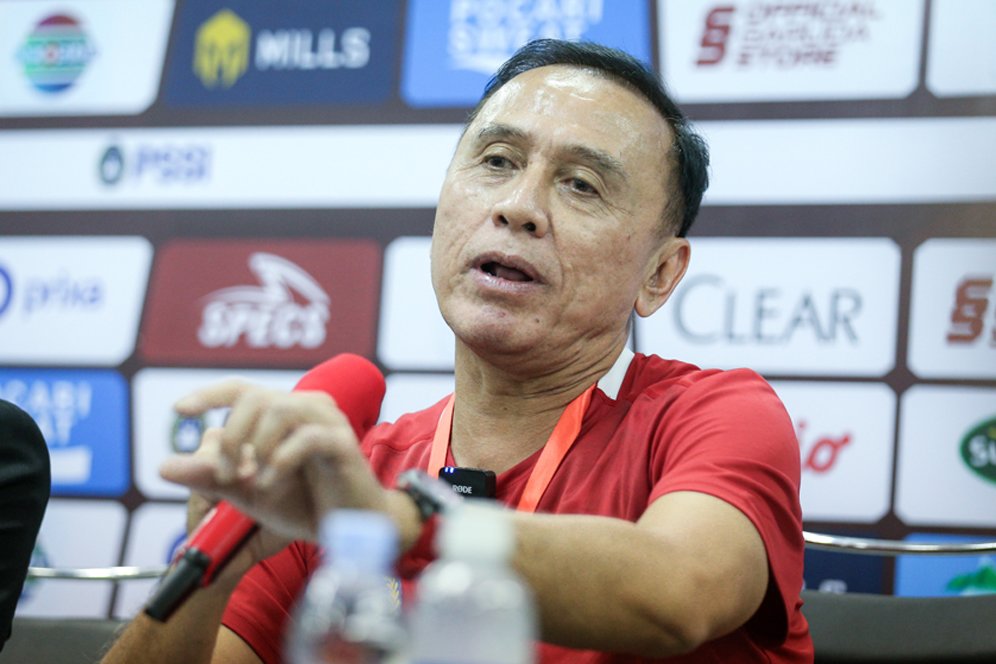Iwan Bule Segera Lengser dari Kursi Ketum PSSI, Shayne Pattynama: Dia Tetap Ayah Saya Iwan Bule Segera Lengser dari Kursi Ketum PSSI, Shayne Pattynama: Dia Tetap Ayah Saya
