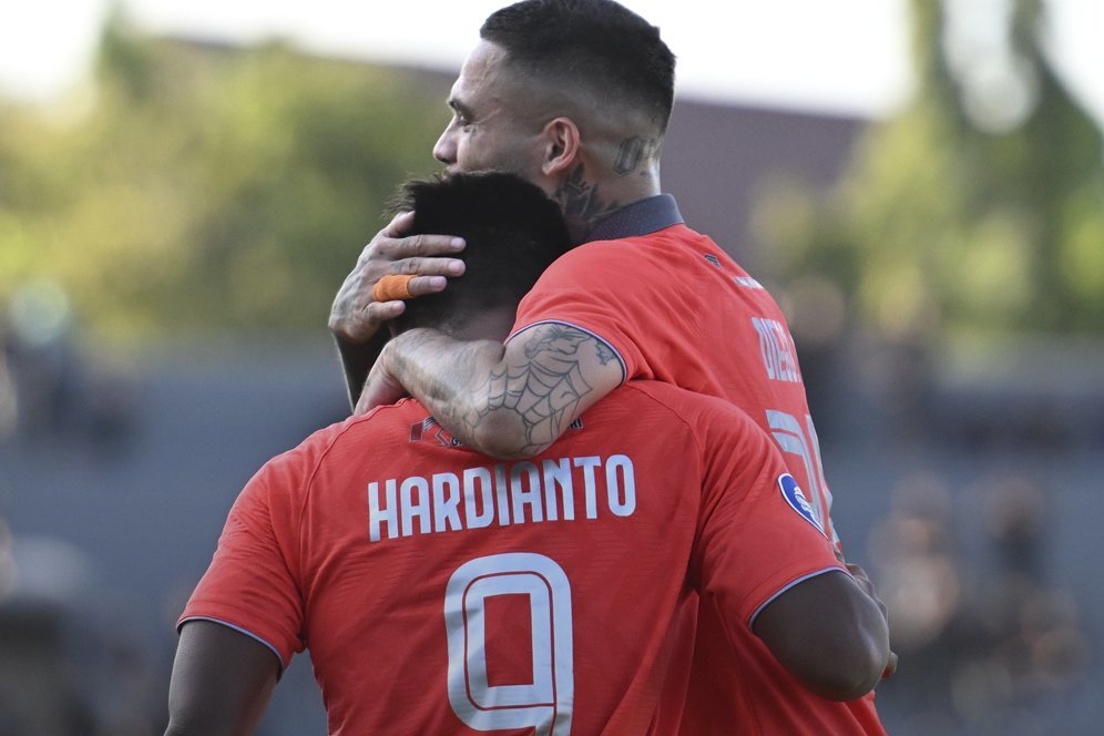 Diego Michiels Ngamuk Lawan Persija di BRI Liga 1: Meludah, Memukul, dan Menonjok Michael Krmencik, Dikartu Merah