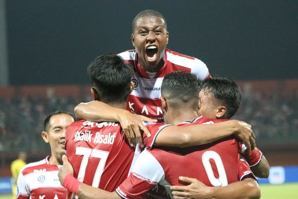 Melihat Sepak Terjang Madura United Polesan Fabio Lefundes Menuju Puncak Klasemen BRI Liga 1 Melihat Sepak Terjang Madura United Polesan Fabio Lefundes Menuju Puncak Klasemen BRI Liga 1