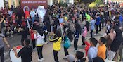 Maskot Piala Dunia 2022 La'eeb dan Marching Band FKPPI Banjarmasin Meriahkan CFD Menara Pandang