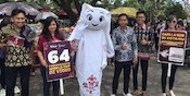 Dari Pasar Gede Sampai Kraton: Serunya Kunjungan La'eeb Maskot Piala Dunia 2022 di Solo