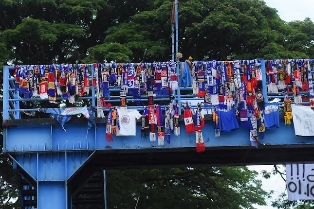 Tetap Solid Meski Pensiun ke Tribune