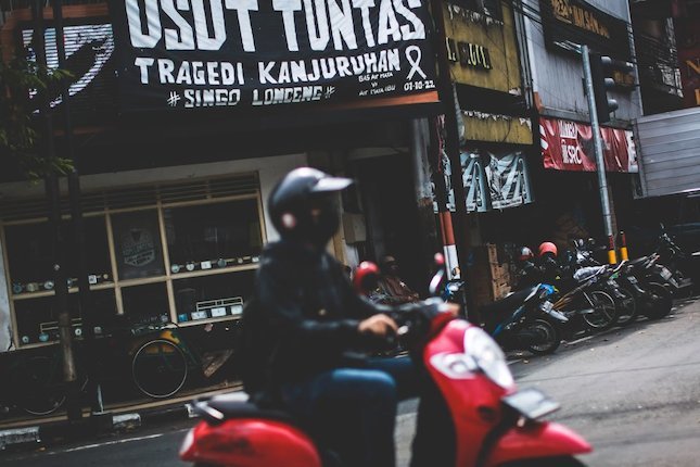 Usut Tuntas Tragedi Kanjuruhan Usut Tuntas Tragedi Kanjuruhan