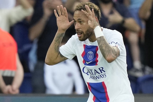 Neymar - 7,96