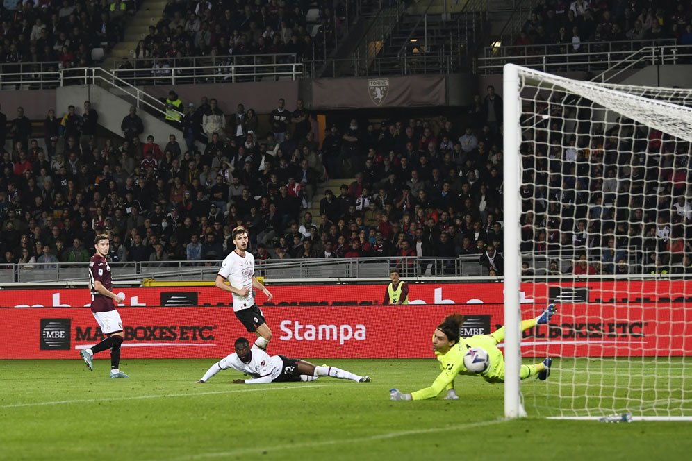 Rapor AC Milan Saat Dipermalukan Torino: Ramai-ramai Dapat Nilai Merah! Rapor AC Milan Saat Dipermalukan Torino: Ramai-ramai Dapat Nilai Merah!