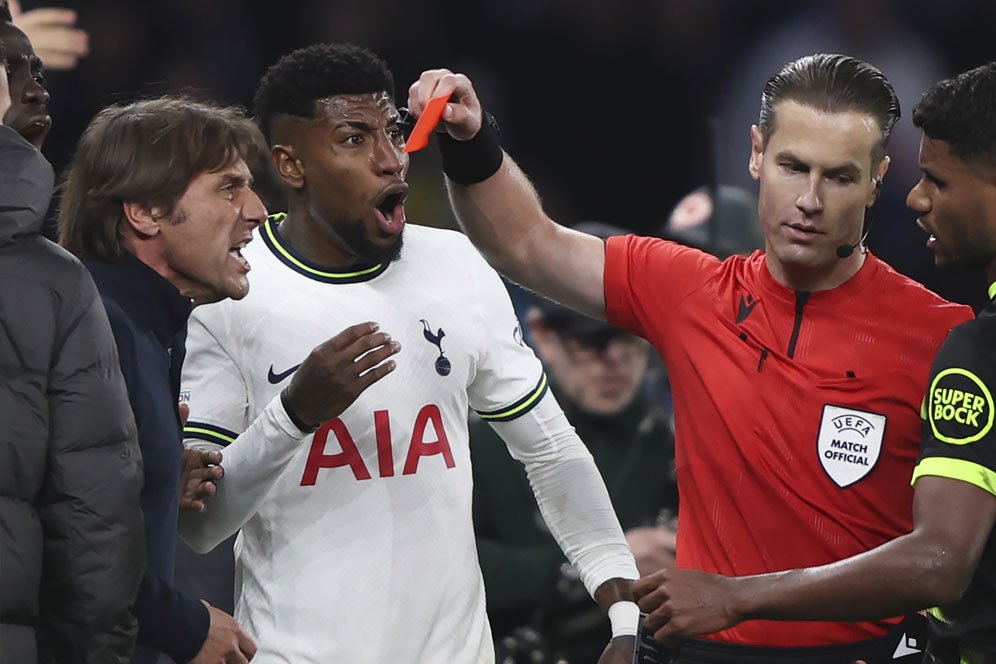 Murka Antonio Conte Terhadap Keputusan VAR yang Rugikan Tottenham Murka Antonio Conte Terhadap Keputusan VAR yang Rugikan Tottenham