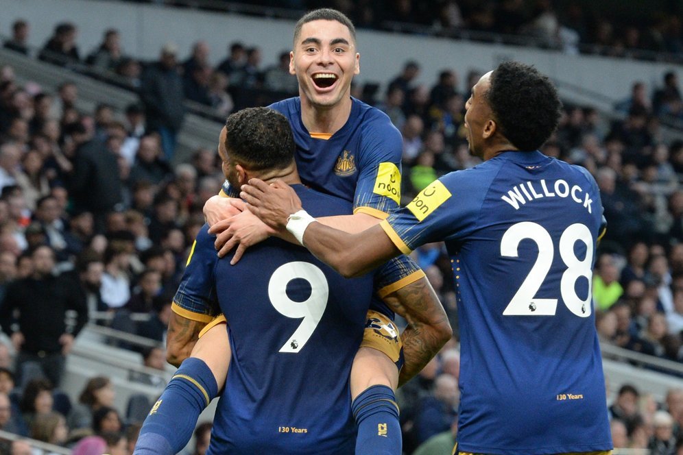 Ejekan Berbalas Doa, Kisah Jack Grealish dan Miguel Almiron Ejekan Berbalas Doa, Kisah Jack Grealish dan Miguel Almiron