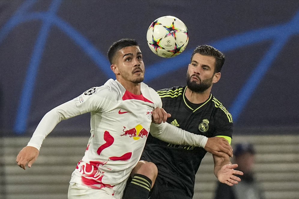 Real Madrid Kalah Tapi Tetap Lolos, Vinicius Banjir Kritikan, Terkadang Perlu Kalah Biar Bisa Serius Lagi