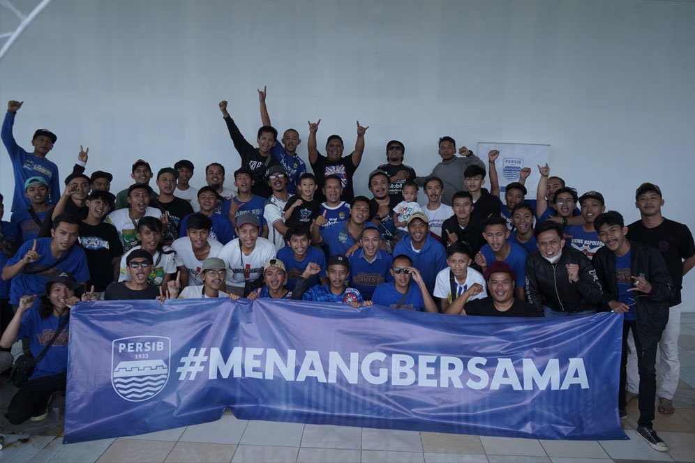 Persib Hadirkan Program 'Sampurasun' untuk Merayakan Sumpah Pemuda Bersama Viking Persib Hadirkan Program 'Sampurasun' untuk Merayakan Sumpah Pemuda Bersama Viking