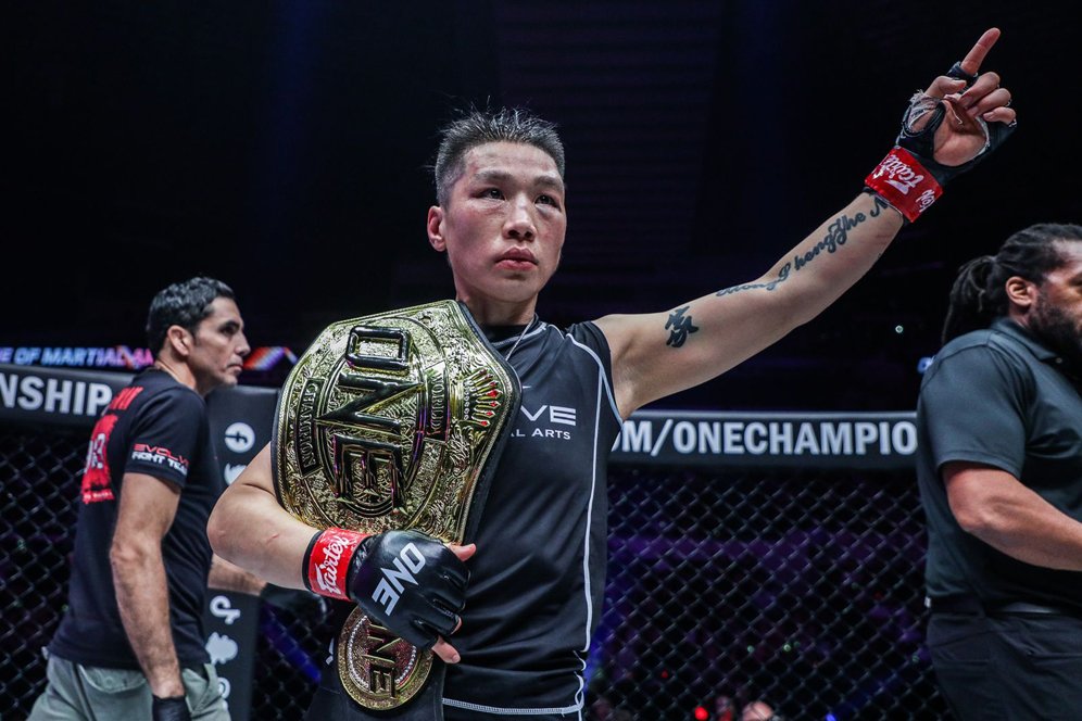 Xiong Jing Nan Sukses Pertahankan Gelar Juara Dunia ONE Womens Strawweight Xiong Jing Nan Sukses Pertahankan Gelar Juara Dunia ONE Womens Strawweight