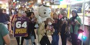 La'eeb, Si Maskot Piala Dunia 2022 Nikmati Serunya Suasana Malam di Tangerang & Surabaya La'eeb, Si Maskot Piala Dunia 2022 Nikmati Serunya Suasana Malam di Tangerang & Surabaya