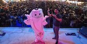 Mengintip Malam Mingguan La'eeb si Maskot Piala Dunia 2022 di Makassar Mengintip Malam Mingguan La'eeb si Maskot Piala Dunia 2022 di Makassar