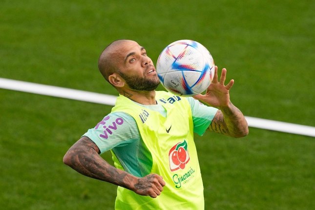 Bantahan Dani Alves Bantahan Dani Alves