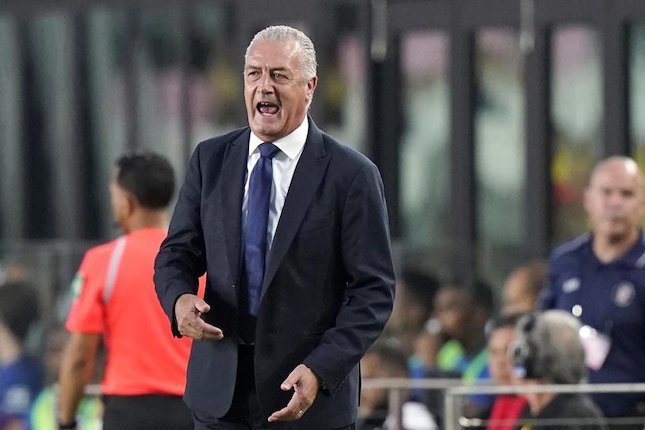 Profil Pelatih: Gustavo Alfaro