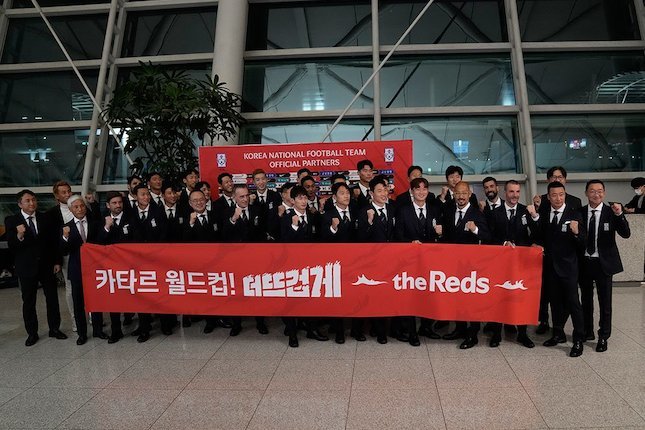 Fitri Apriani - Korea Selatan Fitri Apriani - Korea Selatan