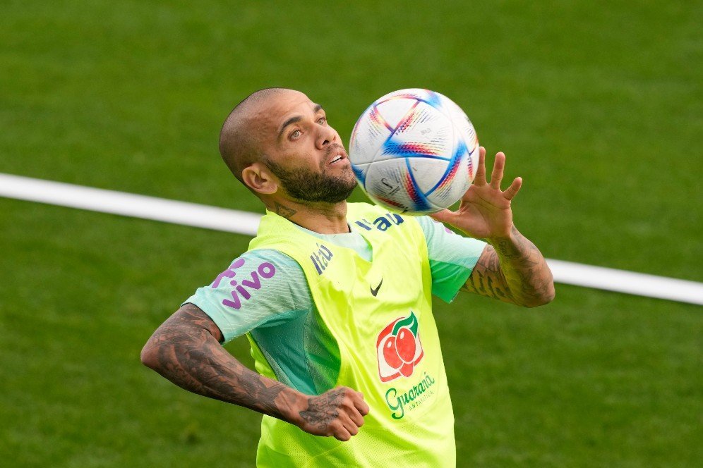 Gagal di Piala Dunia 2022, Dani Alves Putuskan Pamit Dari Panggung Internasional Gagal di Piala Dunia 2022, Dani Alves Putuskan Pamit Dari Panggung Internasional