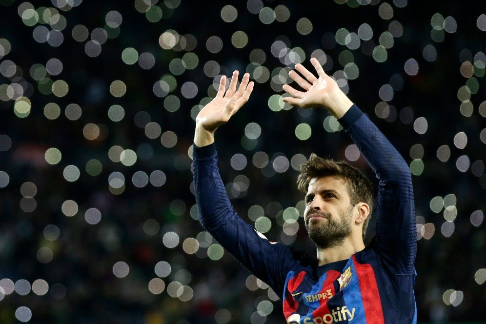 Luis Enrique Sempat Mempertimbangkan Gerard Pique untuk Piala Dunia 2022 Luis Enrique Sempat Mempertimbangkan Gerard Pique untuk Piala Dunia 2022