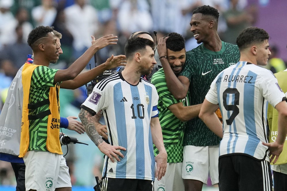 Pelatih Timnas Argentina Usai Kalah Lawan Arab Saudi: Kami Harus Bangkit! Pelatih Timnas Argentina Usai Kalah Lawan Arab Saudi: Kami Harus Bangkit!