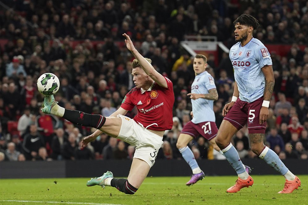 Dicoba Jadi Penyerang, Scott McTominay Langsung Cetak Gol, Layak Jadi Pelapis Penyerang?