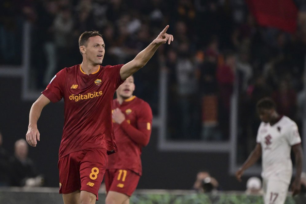 Roma Hampir Keok dari Torino, Fans: Siapa Pengkhianatnya, Mourinho Udah Abis, Nggak Sehat!