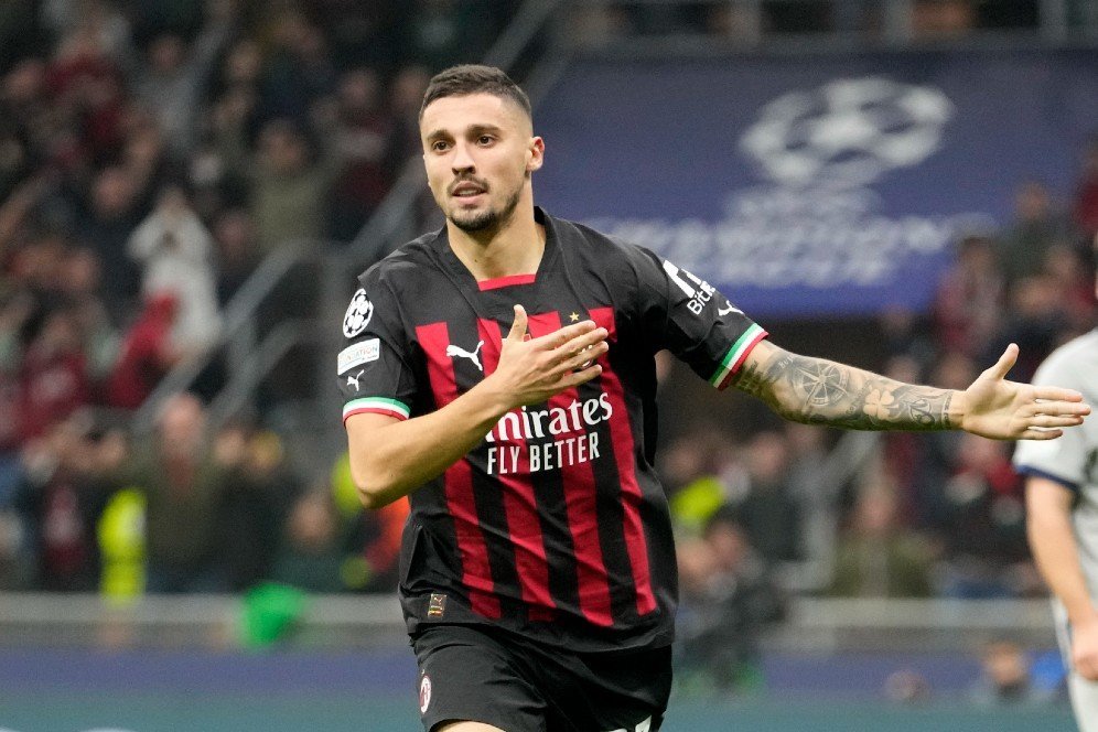 Pesan Paolo Maldini Usai Milan Lolos ke Babak 16 Besar Liga Champions Pesan Paolo Maldini Usai Milan Lolos ke Babak 16 Besar Liga Champions