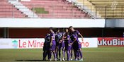 Nyanyian Para Suporter di Luar Stadion Bakar Semangat Persik Kediri Habisi Madura United